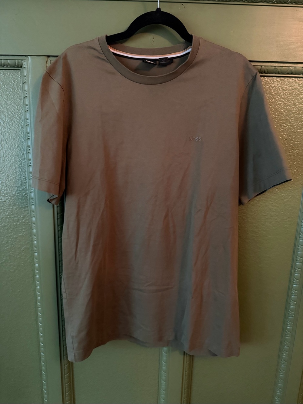 BOSS Short-Sleeve Crewneck T-Shirt in Olive